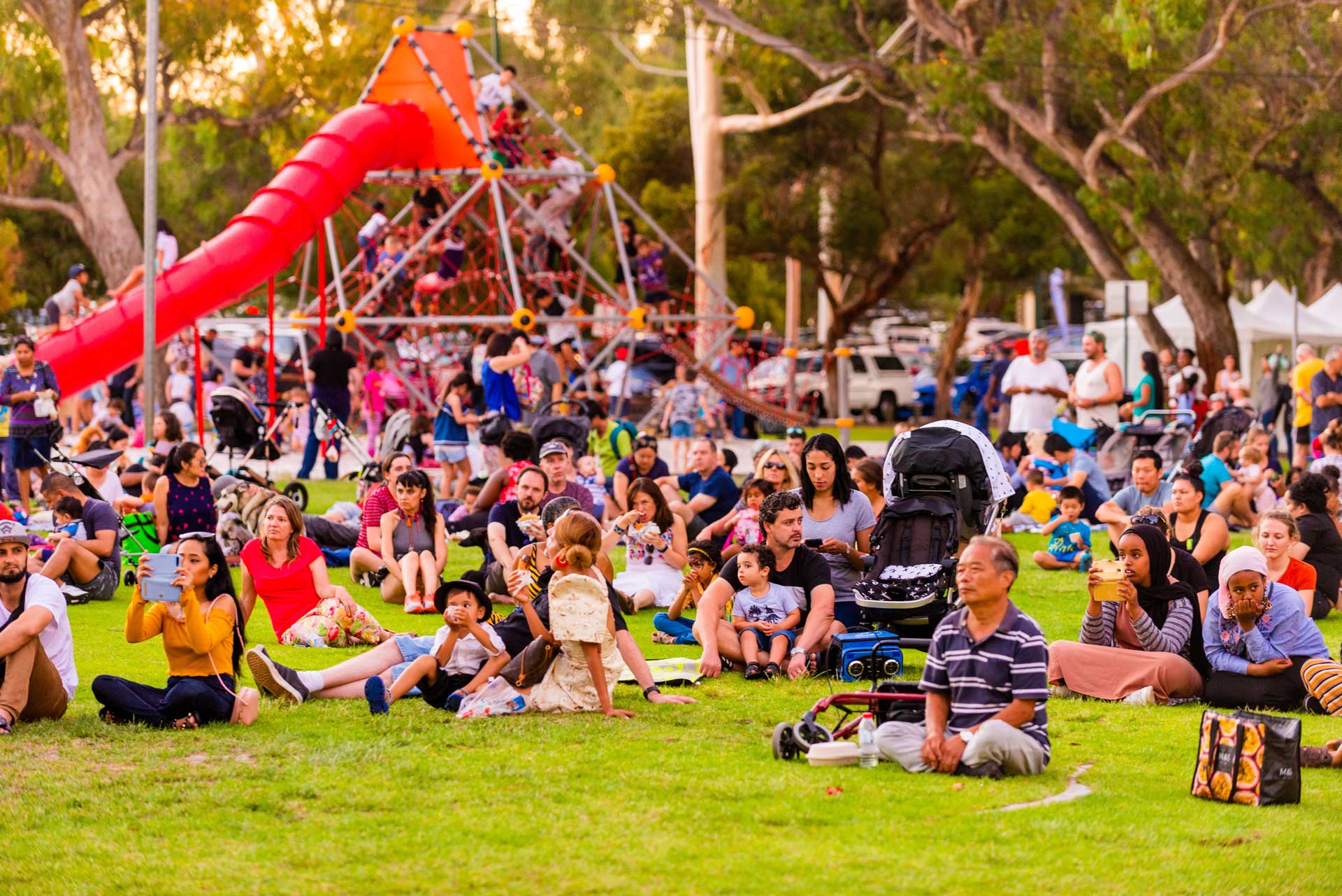 Crowd of people at Tomato Lake.