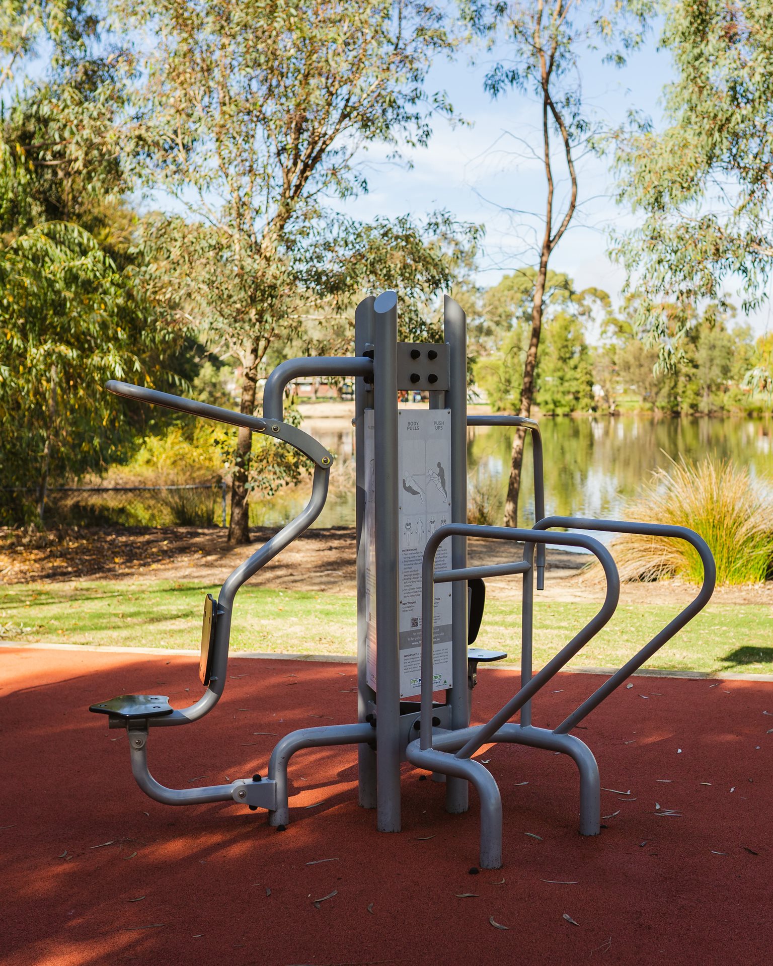 Outdoor exercise equipment